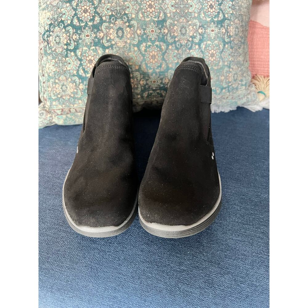 Ryka Women’s Black Suede Ankle Booties Size 8 M Side Zip Comfort Wedge Boots